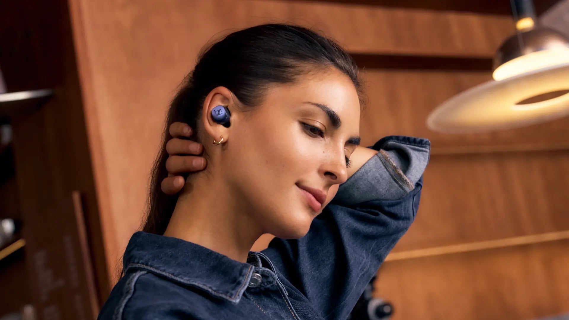 Denim MOMENTUM True Wireless 4 Desktop